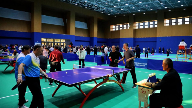 握主动权的 握主动权的