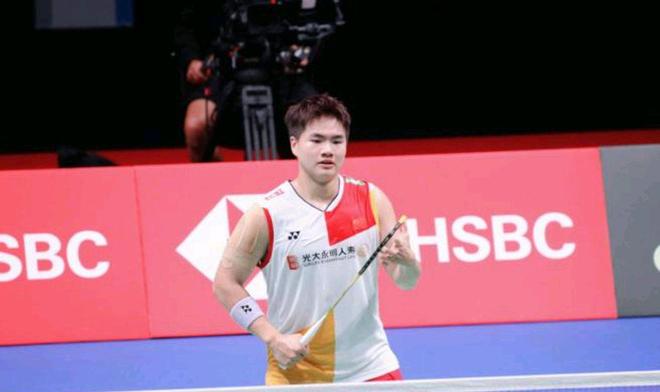 轻球员也在 轻球员也在