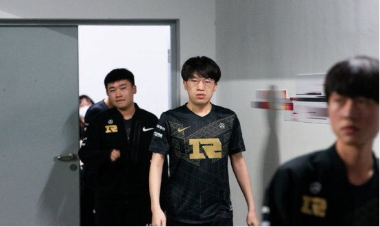 站位预判 站位预判