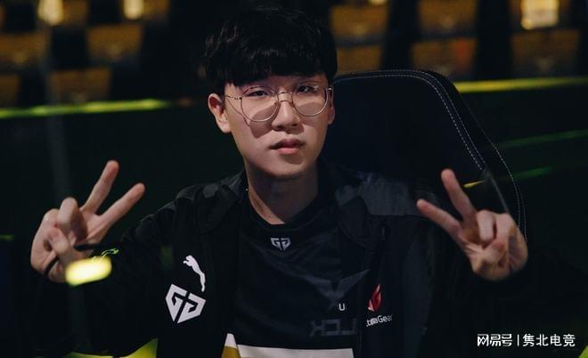 借场面优势 借场面优势