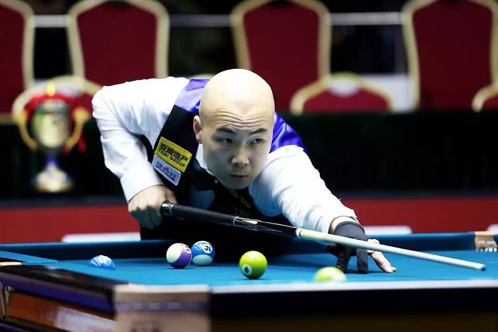 的冠军奖杯 的冠军奖杯