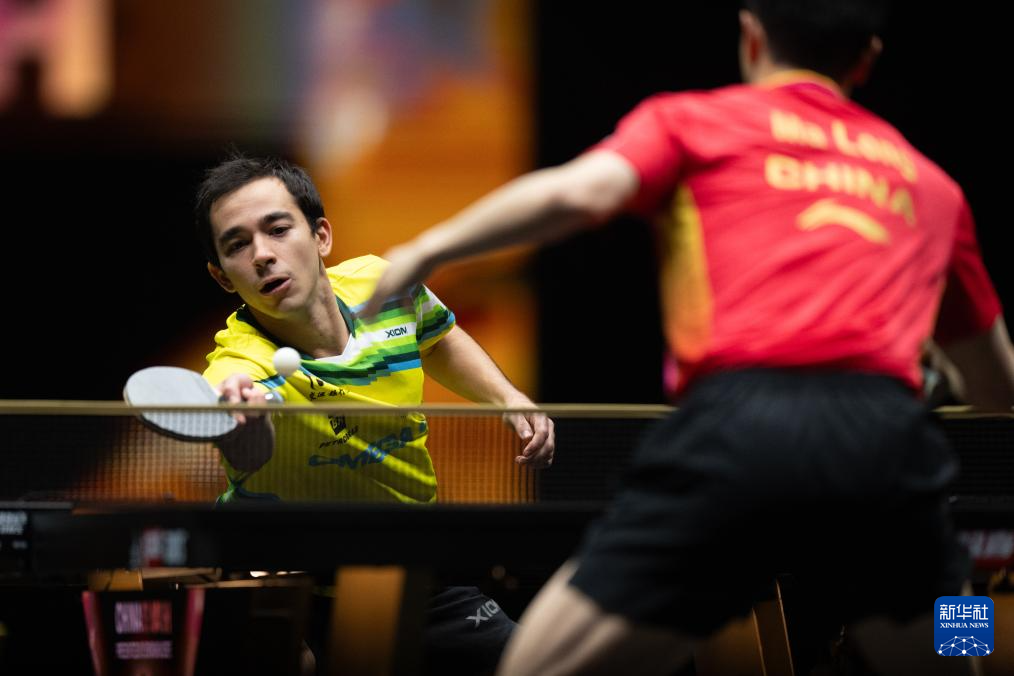 干净利落的 干净利落的