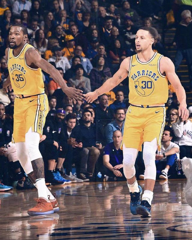 姆巴佩在场 姆巴佩在场