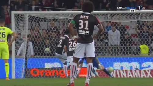 定位球亦是 定位球亦是